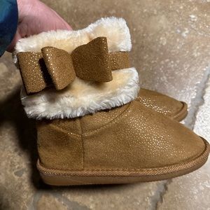 NWT Bebe Girls Shimmer MicroSuede Winter Boot Size 3